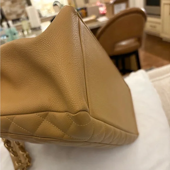‼️SOLD‼️Chanel Tan/Camel Quilted Leather Grand Shopping Tote w/Gold Chain - Picture 6 of 17